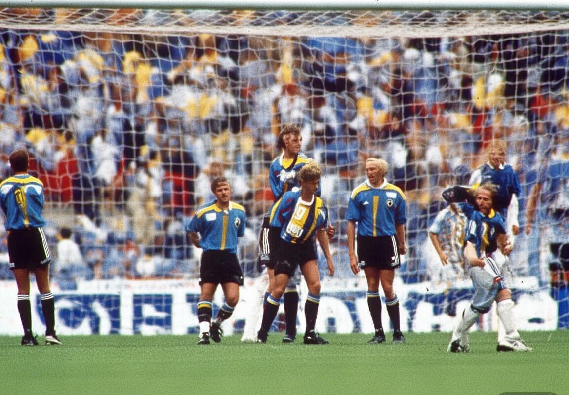 1990年世界杯决赛：德国VS阿根廷经典对决回顾与影响(图1)